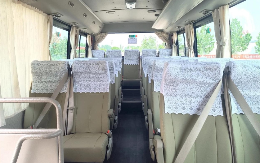 北京中巴車租賃公司