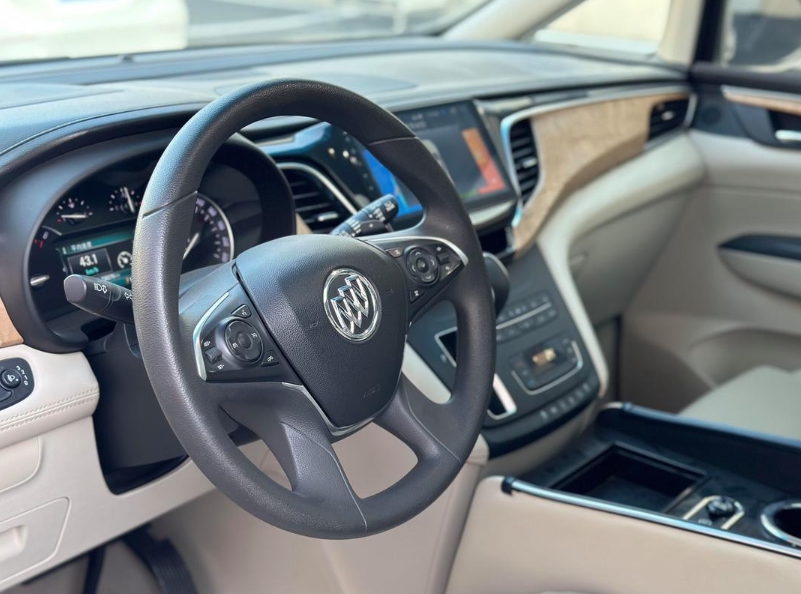 別克GL8商務(wù)車